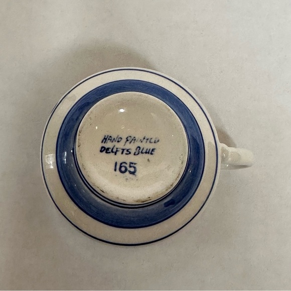 Rare Vintage Teacup Delft Blue Hand Painted
165 Blue and White - Picture 6 of 8
